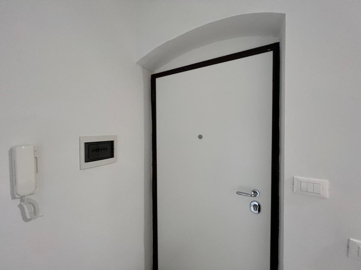 Urban Flat-Timesrl Apartments บารี ภายนอก รูปภาพ